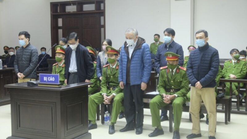 Gia đình cựu Chủ tịch Nguyễn Đức Chung bất ngờ xin giao nộp vật chứng quan trọng