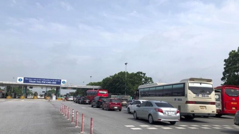 Lỡ hẹn 3 năm, cao tốc Nội Bài – Lào Cai sắp vận hành thu phí tự động